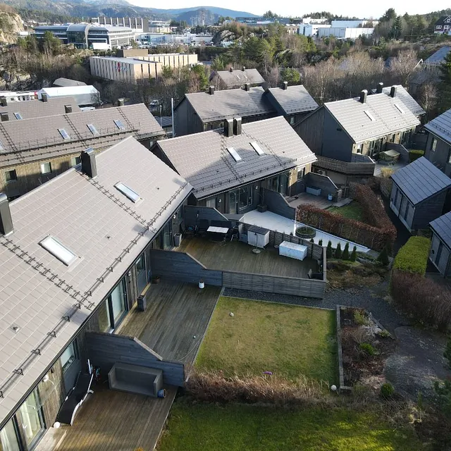 Dronefoto av boligfelt