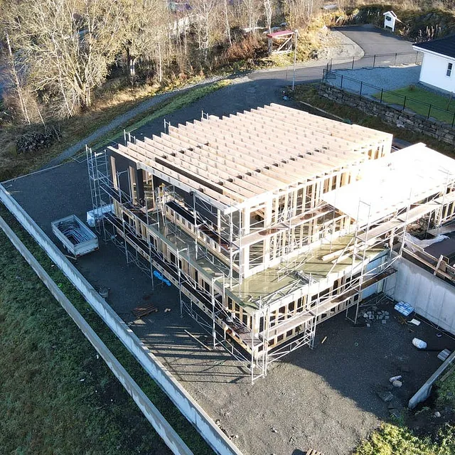 Nybygg i Osterøy under konstruksjon